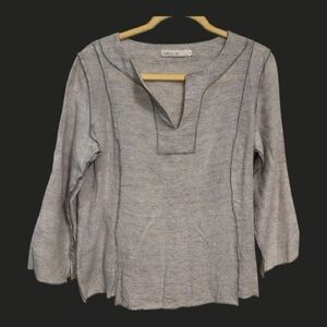 Long Sleeve Grey Linen Top by Nuthatch